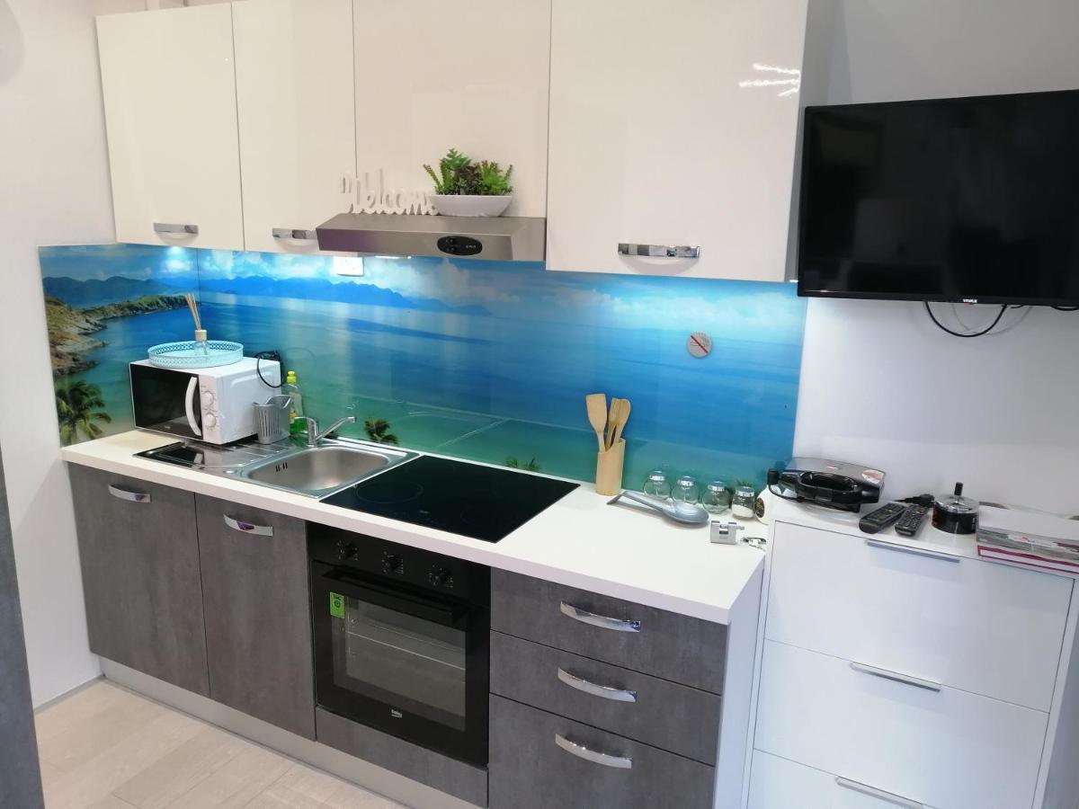 Apartment Rose By The Beach & Tennis Courts Split Ngoại thất bức ảnh