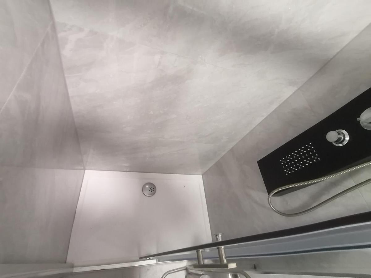 Apartment Rose By The Beach & Tennis Courts Split Ngoại thất bức ảnh